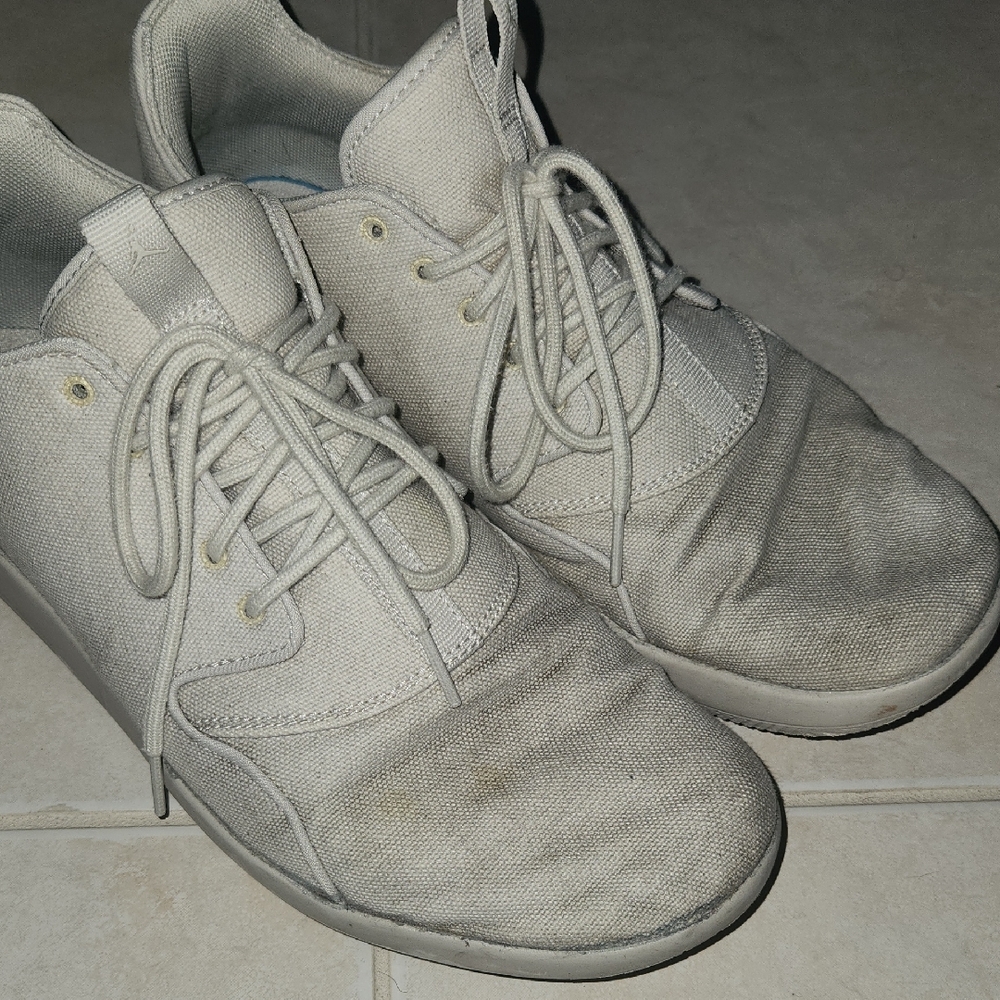 Men's Stylish Canvas Sneakers - Cream